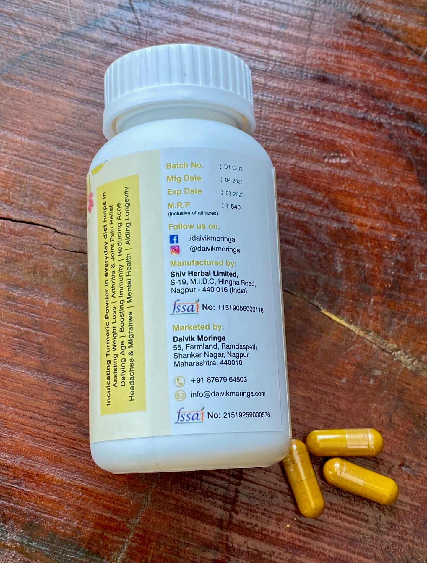 Daivik Moringa Turmeric Veg Capsules | 100% Natural | Immunity Booster, AntiInflammatory, Antioxidant | 100 Caps Each